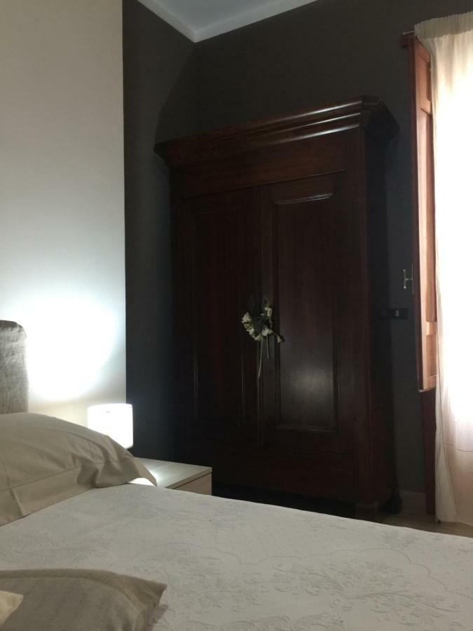 לינה וארוחת בוקר לצ'ה A Casa Di Gio מראה חיצוני תמונה