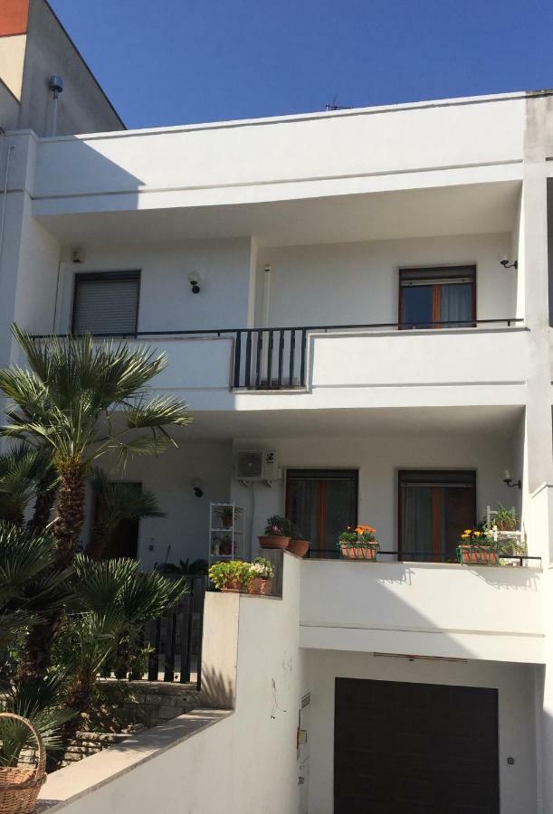 לינה וארוחת בוקר לצ'ה A Casa Di Gio מראה חיצוני תמונה